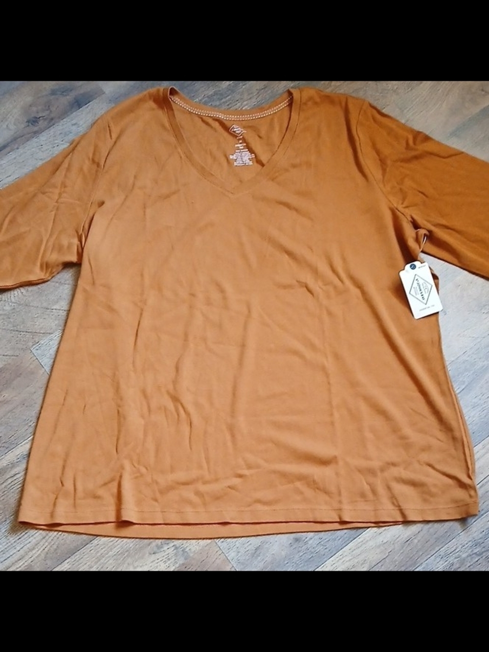 St. John's Bay Women's V-Neck 3/4 Sleeve Top - Rust Brown - Picture 3 of 9